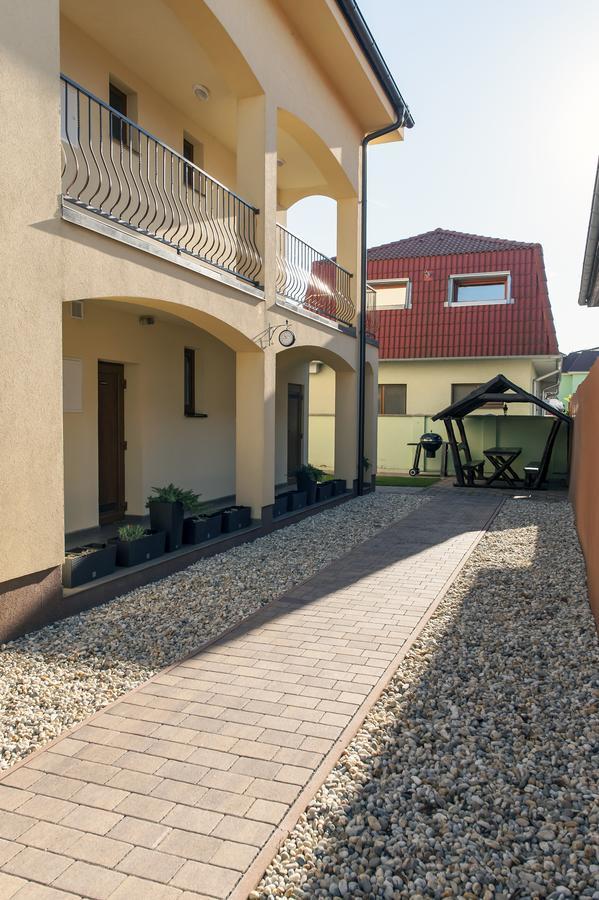 Toskana Velky Meder Exterior photo