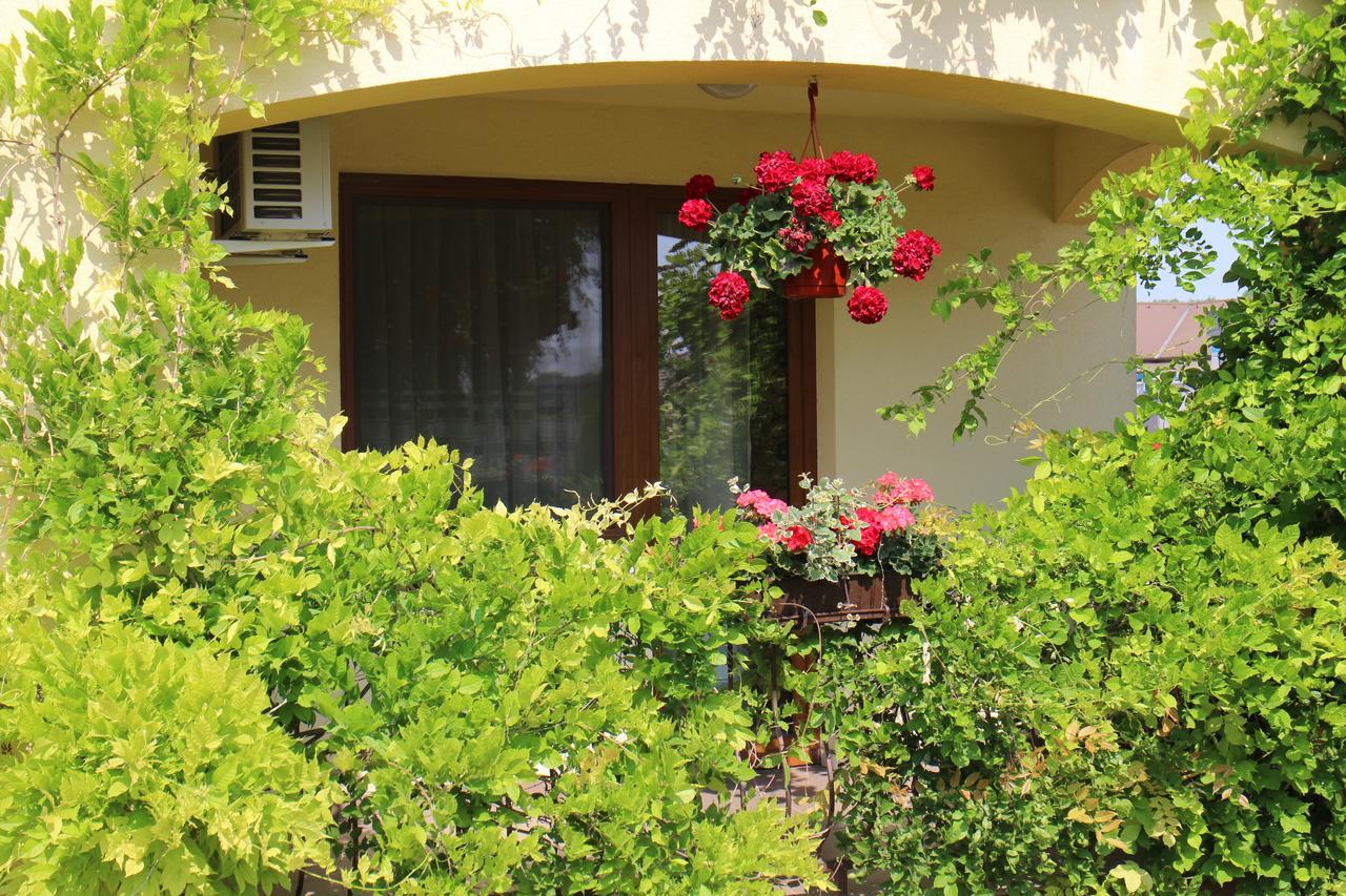 Toskana Velky Meder Exterior photo
